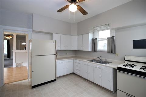 306 E Locust St, Normal, IL 61761 photo 11