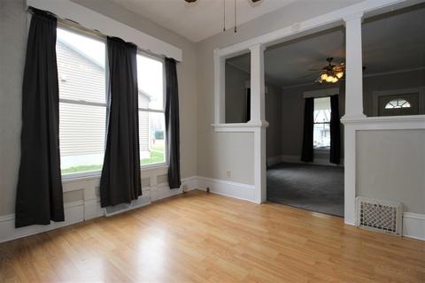 306 E Locust St, Normal, IL 61761 photo 9