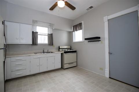 306 E Locust St, Normal, IL 61761 photo 10