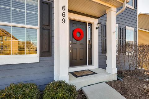 669 Slate Run, Elgin, IL 60124 photo 2