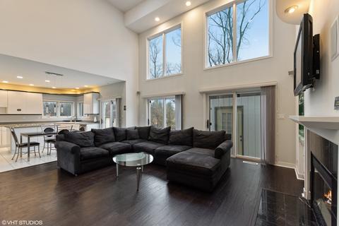 6250 Squire Ln, Willowbrook, IL 60527 photo 4