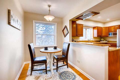 103 W Harrison Ave, Wheaton, IL 60187 photo 3