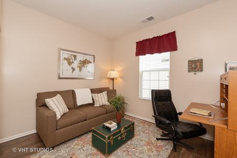 2461 Rolling Rdg, Elgin, IL 60124 photo 14