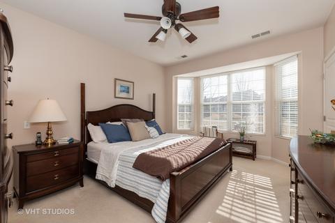 2461 Rolling Rdg, Elgin, IL 60124 photo 11