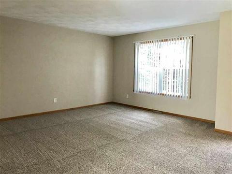 820 Applemint Ln, Roscoe, IL 61073 photo 5