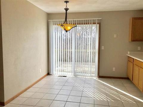820 Applemint Ln, Roscoe, IL 61073 photo 6