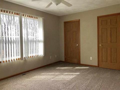 820 Applemint Ln, Roscoe, IL 61073 photo 11