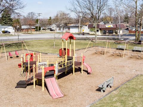 605 Forest Ave, Aurora, IL 60505 photo 27
