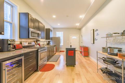 521 E 41st St, Chicago, IL 60653 photo 12