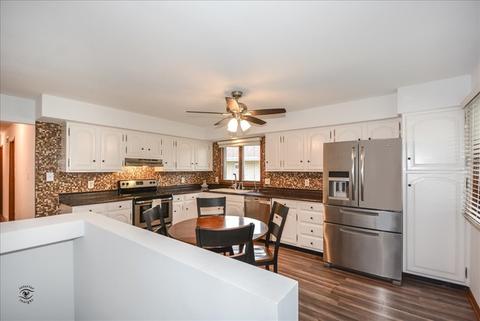 14415 S Maple Ct, Plainfield, IL 60544 photo 7