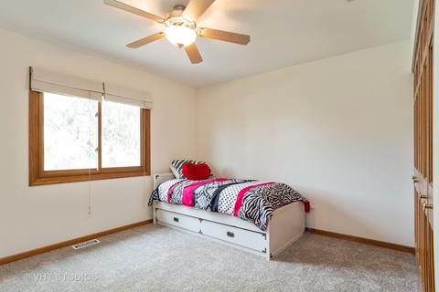 400 Regency Ct, Aurora, IL 60504 photo 12
