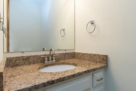 400 Regency Ct, Aurora, IL 60504 photo 8