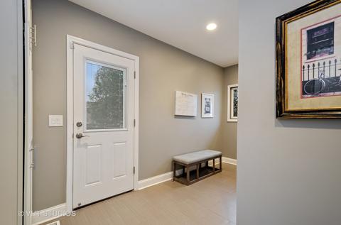 1190 Midwest Ln, Wheaton, IL 60189 photo 18
