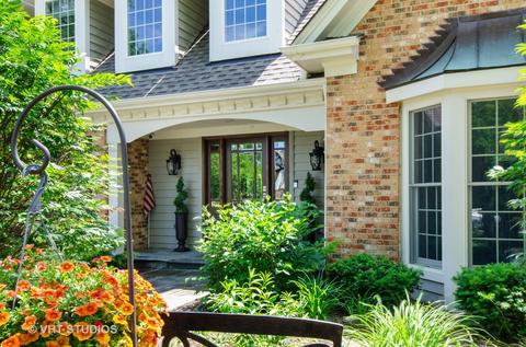 1190 Midwest Ln, Wheaton, IL 60189 photo 4