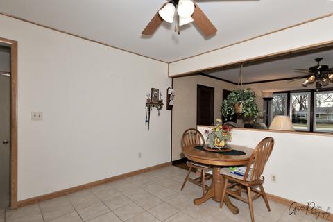413 N Kent Rd, Mchenry, IL 60051 photo 8