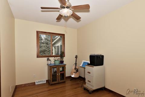 413 N Kent Rd, Mchenry, IL 60051 photo 12