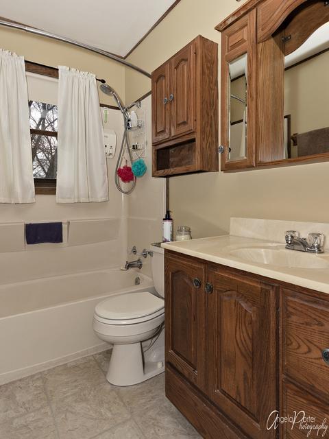 413 N Kent Rd, Mchenry, IL 60051 photo 16