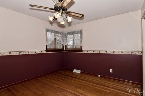 413 N Kent Rd, Mchenry, IL 60051 photo 13