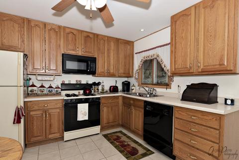 413 N Kent Rd, Mchenry, IL 60051 photo 5