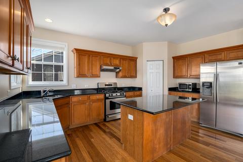 222 Atwell St, Elgin, IL 60124 photo 11