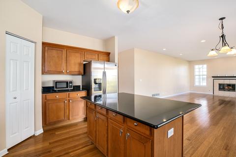 222 Atwell St, Elgin, IL 60124 photo 13