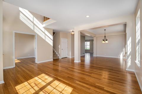 222 Atwell St, Elgin, IL 60124 photo 4