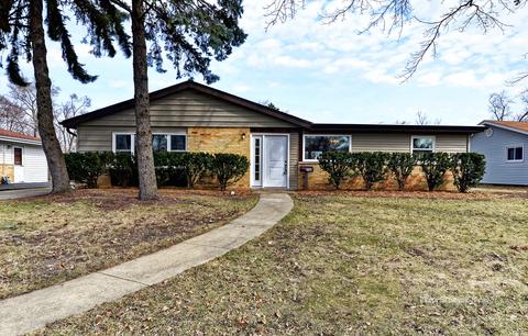 540 Kingman Ln, Hoffman Estates, IL 60169 photo 2