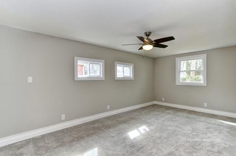 540 Kingman Ln, Hoffman Estates, IL 60169 photo 12