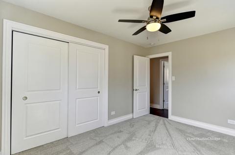 540 Kingman Ln, Hoffman Estates, IL 60169 photo 24