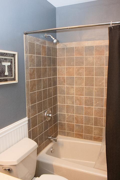 570 Trinity Ter, Elgin, IL 60123 photo 33