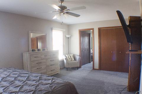 570 Trinity Ter, Elgin, IL 60123 photo 18
