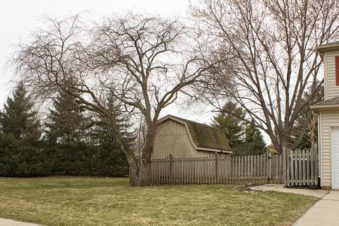 570 Trinity Ter, Elgin, IL 60123 photo 42