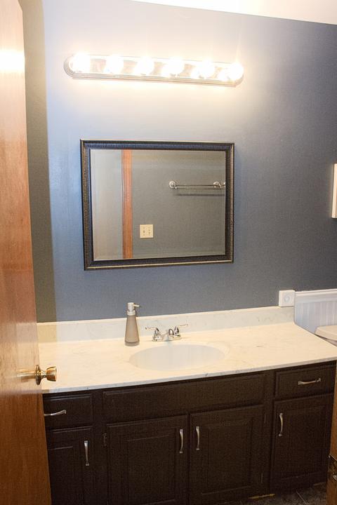 570 Trinity Ter, Elgin, IL 60123 photo 30