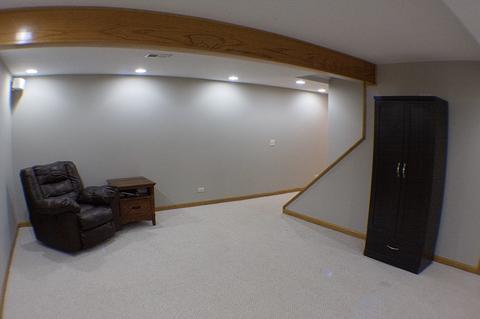 570 Trinity Ter, Elgin, IL 60123 photo 35