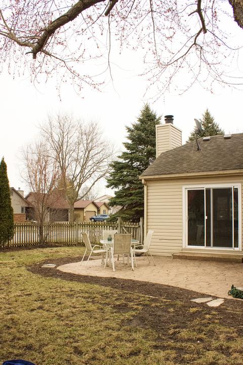 570 Trinity Ter, Elgin, IL 60123 photo 43