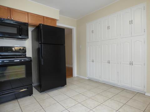 1233 Howard Ave, Berkeley, IL 60163 photo 5