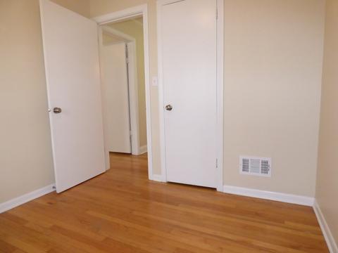 1233 Howard Ave, Berkeley, IL 60163 photo 7
