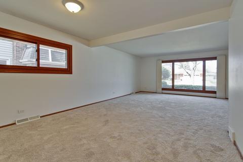 1809 E Maya Ln, Mount Prospect, IL 60056 photo 13