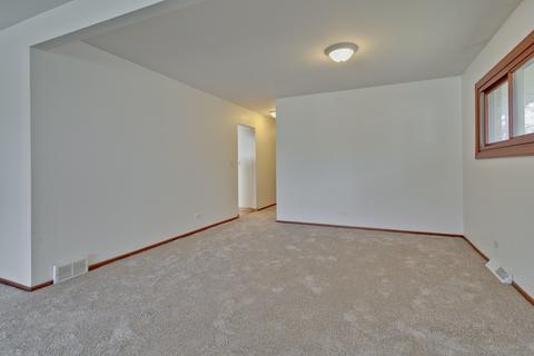 1809 E Maya Ln, Mount Prospect, IL 60056 photo 12
