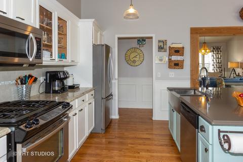 734 Periwinkle Ln, Aurora, IL 60504 photo 8