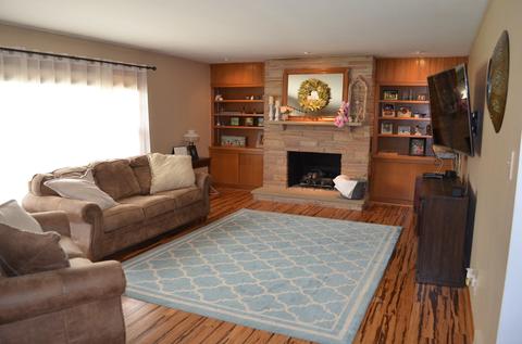 524 Meyer Ct, Aurora, IL 60506 photo 3