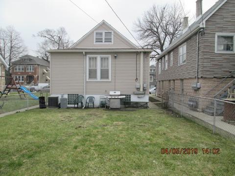 7528 W 61st Pl, Summit, IL 60501 photo 2