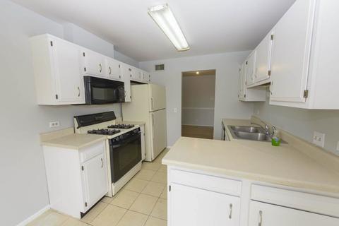 1546 Heather Ct #A2, Wheeling, IL 60090 photo 5