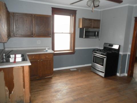 409 Eleanor St, Thornton, IL 60476 photo 6