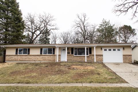 914 Royal Dr, Mchenry, IL 60050 photo 1