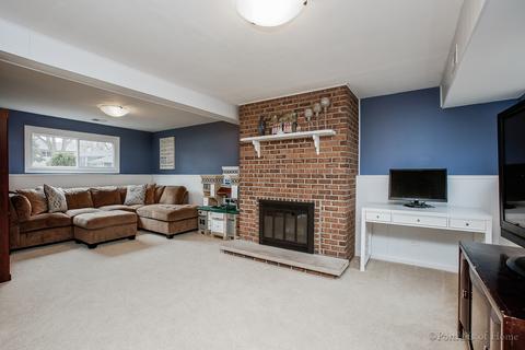 1211 Coolidge Ave, Wheaton, IL 60189 photo 5
