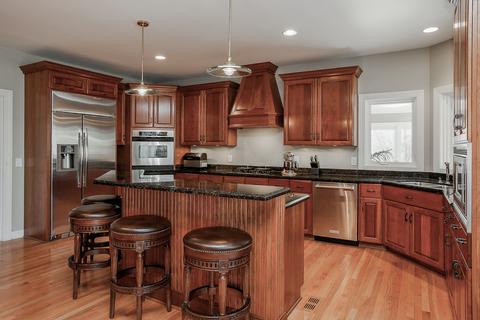 1640 Raleigh Ct, Wheaton, IL 60189 photo 2