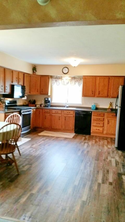 324 Elevator Rd, Kingston, IL 60145 photo 3