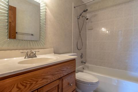 2425 Amy Ln, Aurora, IL 60506 photo 34