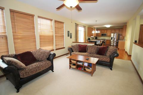 369 Sterling Cir, Cary, IL 60013 photo 9